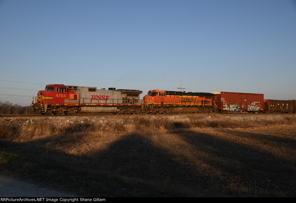 BNSF 4704